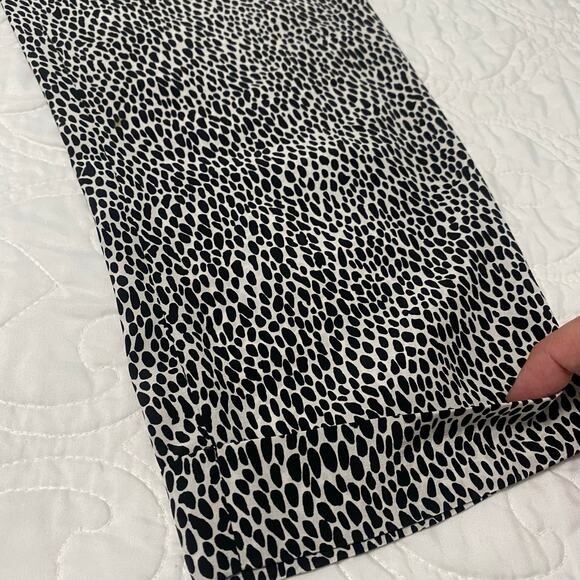 Theory Silk Animal Print Cuffed Ankle Crop Pants Women’s Size 4 Business Career - Picture 12 of 12